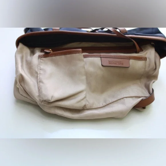 Michael Kors tote bag - Picture 4 of 15